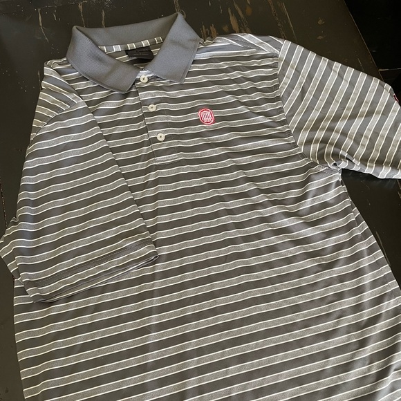 Mens three button collar shirt with “university of Mississippi Lyceum” emblem - Picture 1 of 3